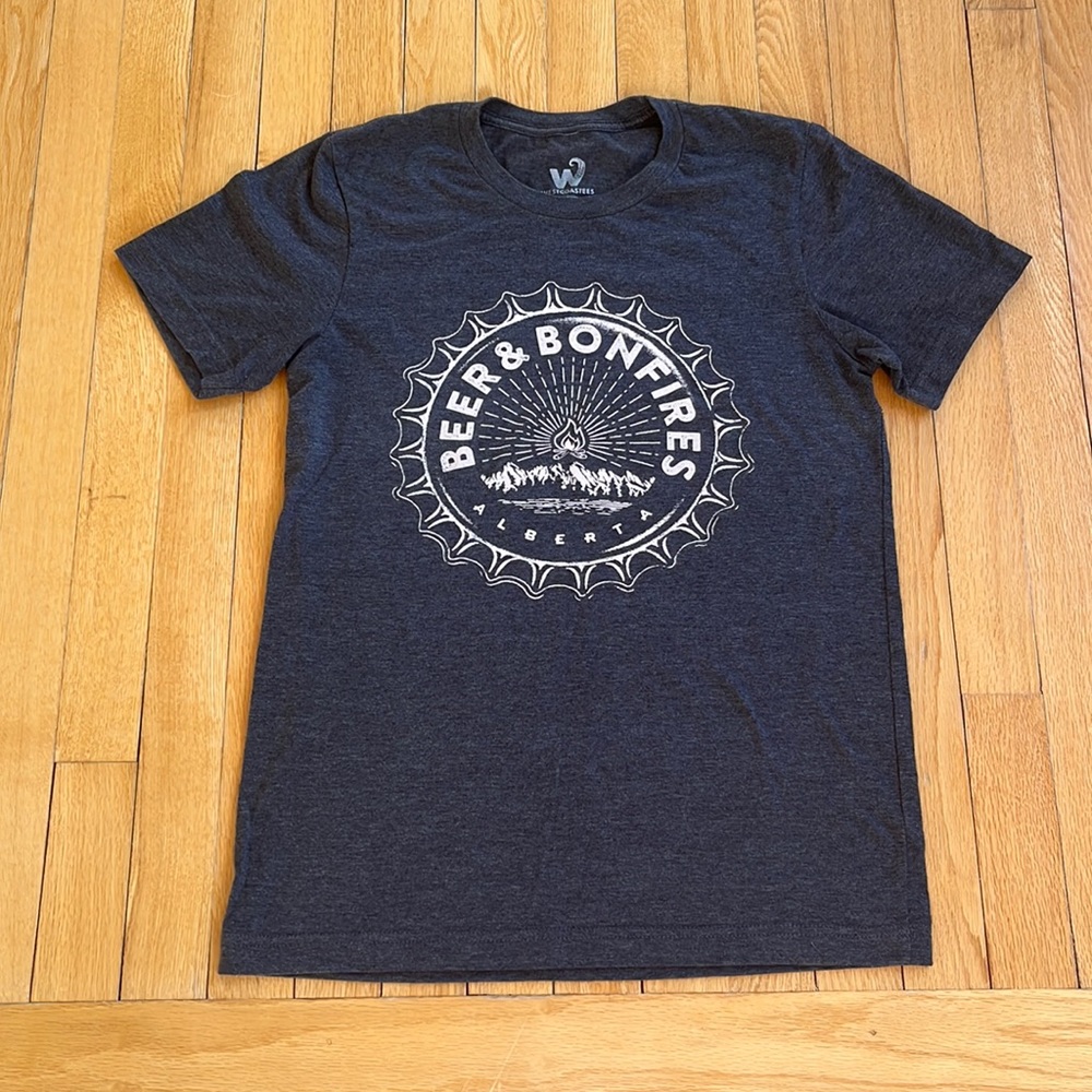 EUC | Westcoastees Alberta | Ladies T-Shirt